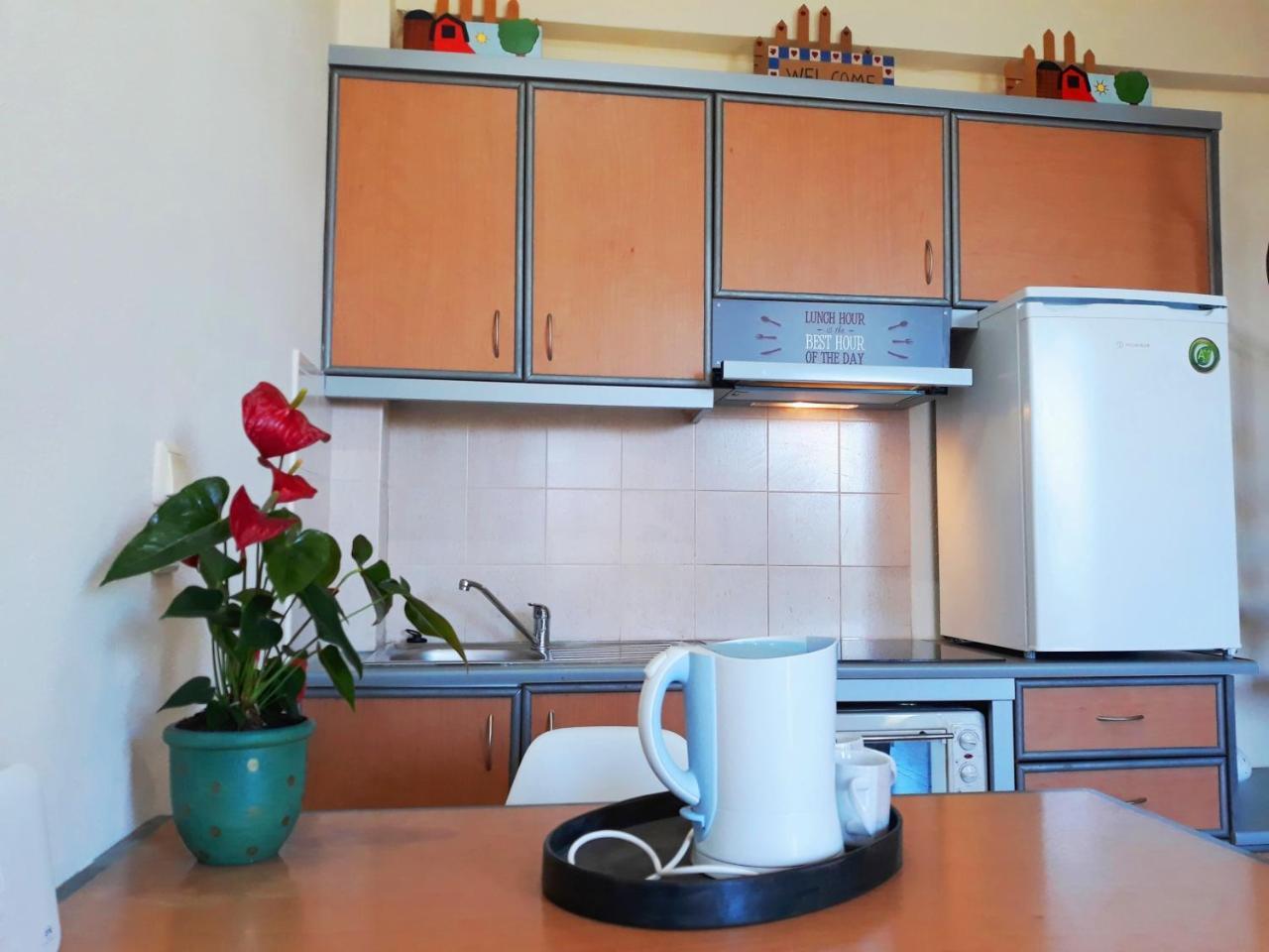 Point Twins Apartments Vrontados Экстерьер фото